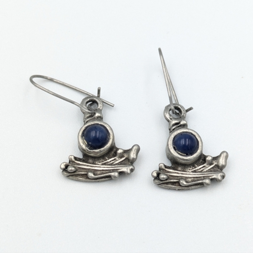4/24$  Vintage small brutalist silver tone and blue brutalist dangle earrings